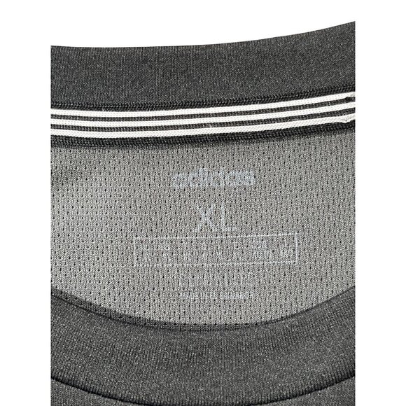 Adidas Black Crewneck T-Shirt XL With White Stripes On Sleeves 79h - Picture 4 of 5